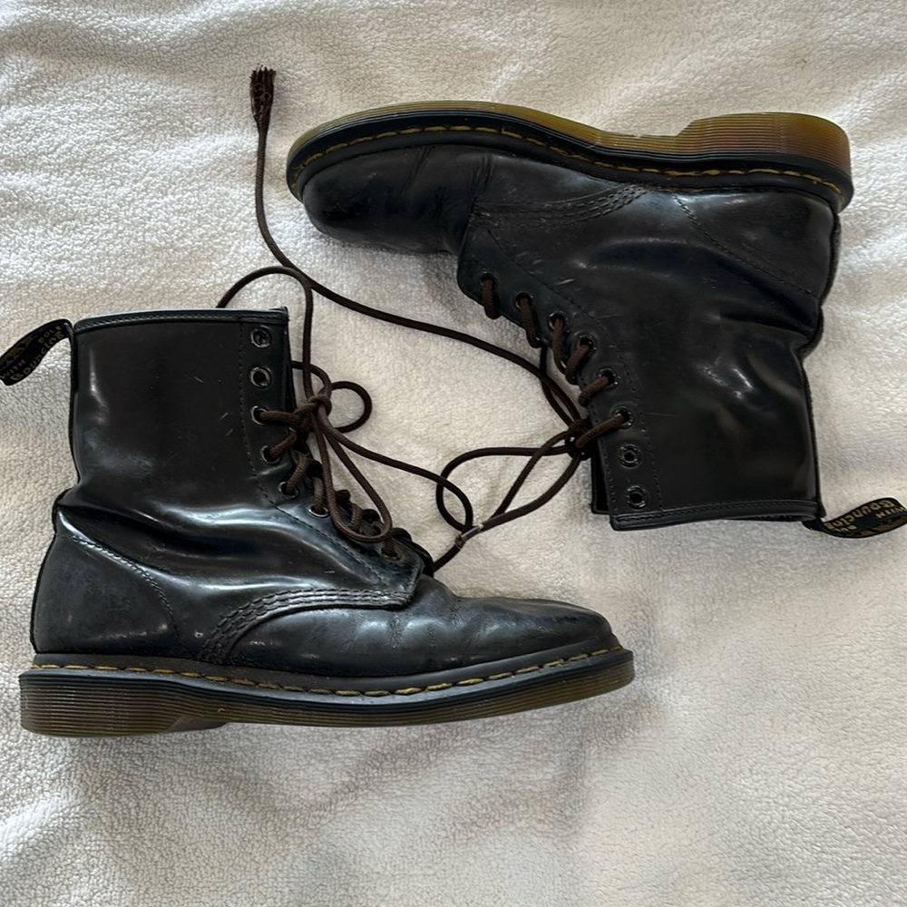 Dr Martens Docs black Leather Boots Sz 7
